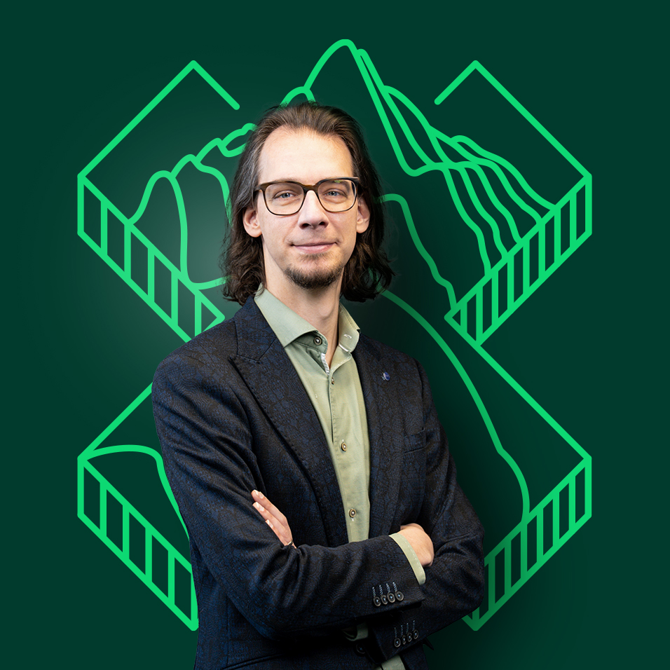 Jethro Portrait GreenBackground